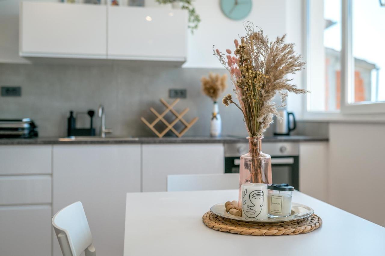 Abi Attic Apartment Σίμπενικ Εξωτερικό φωτογραφία
