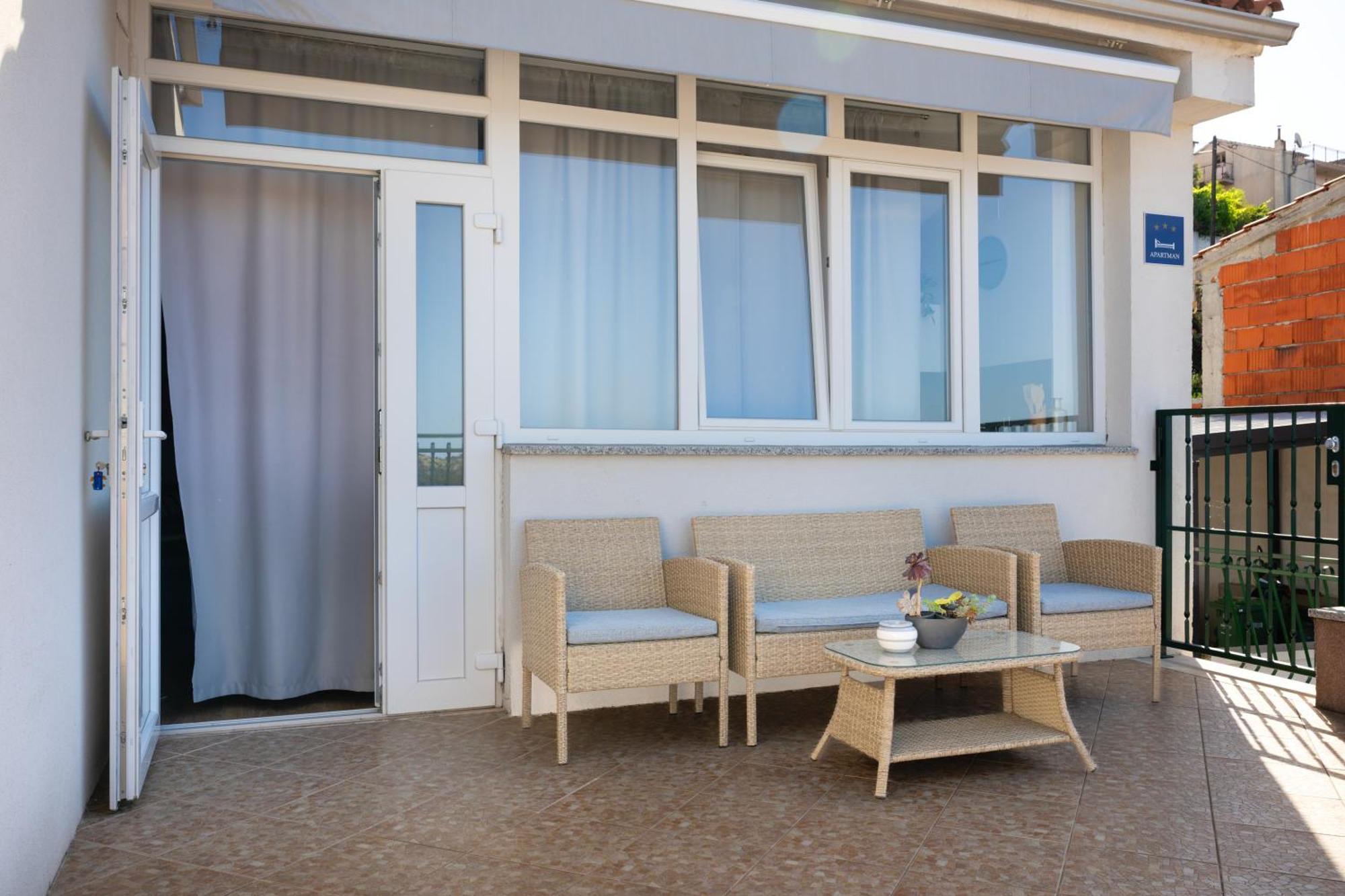 Abi Attic Apartment Σίμπενικ Εξωτερικό φωτογραφία